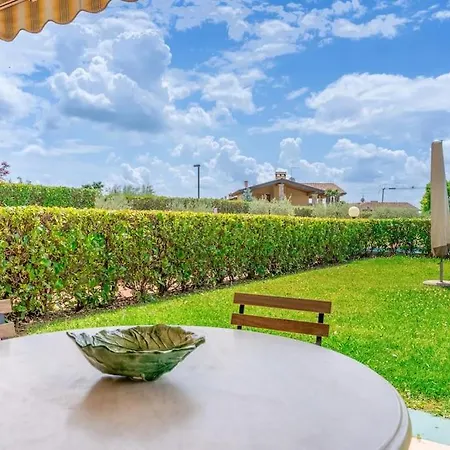 Tatil Evi Serenity With Swimming Pool, Solarium And Bbq Lazise