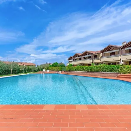 Casa vacanze Serenity With Swimming Pool, Solarium And Bbq