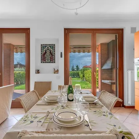 Serenity With Swimming Pool, Solarium And Bbq Tatil Evi *